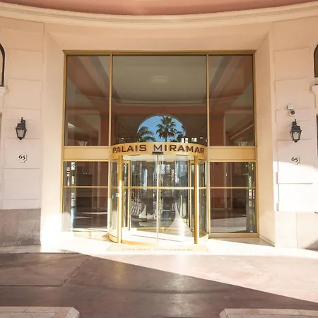 アパート Palais Miramar With Sea View On La Croisette カンヌ